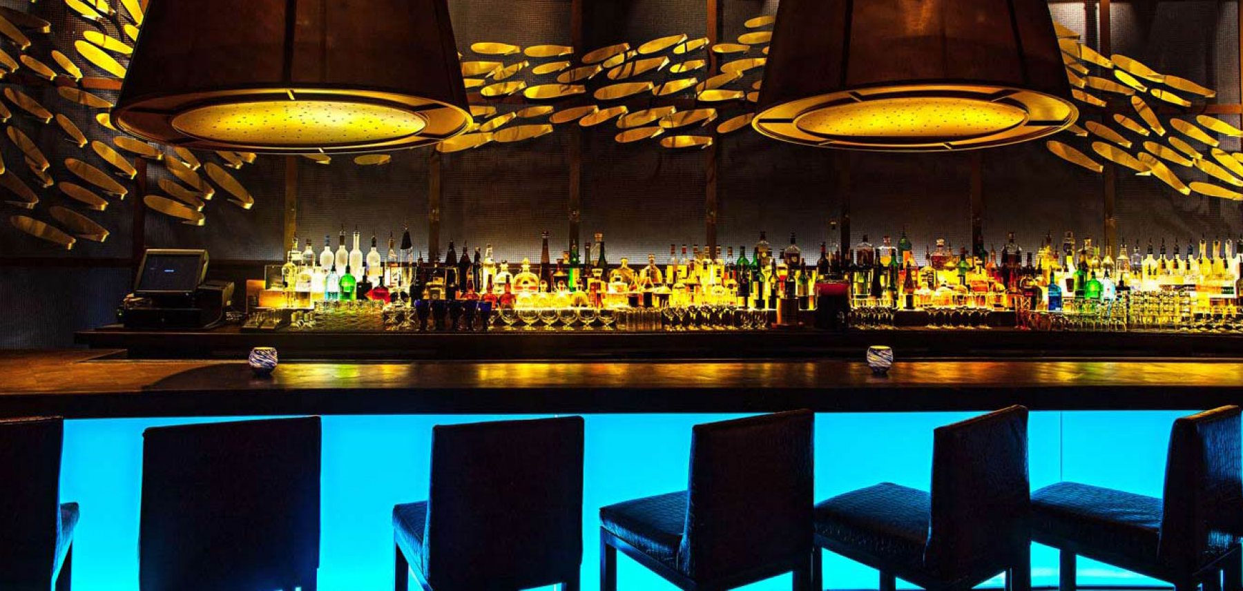 Lounge with Bar and Chairs